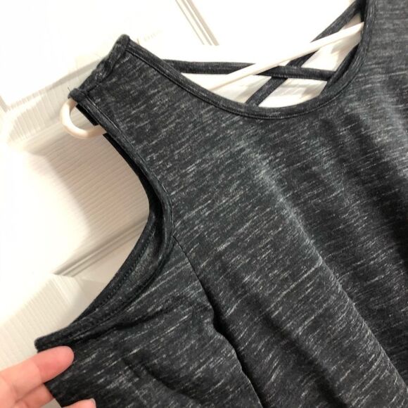 NWT Lane Bryant cold Shoulder L/S criss cross back top - Picture 2 of 4